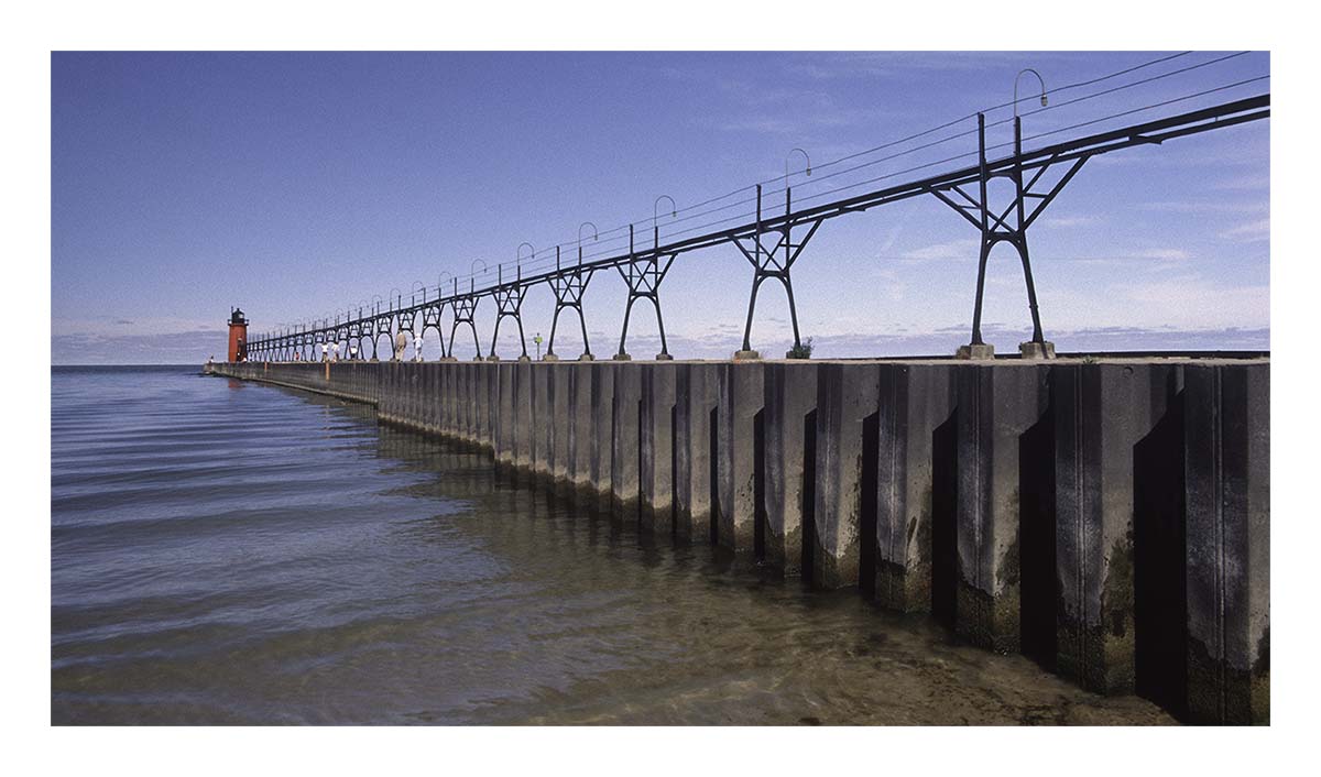 Grand Haven South Pierhead Light