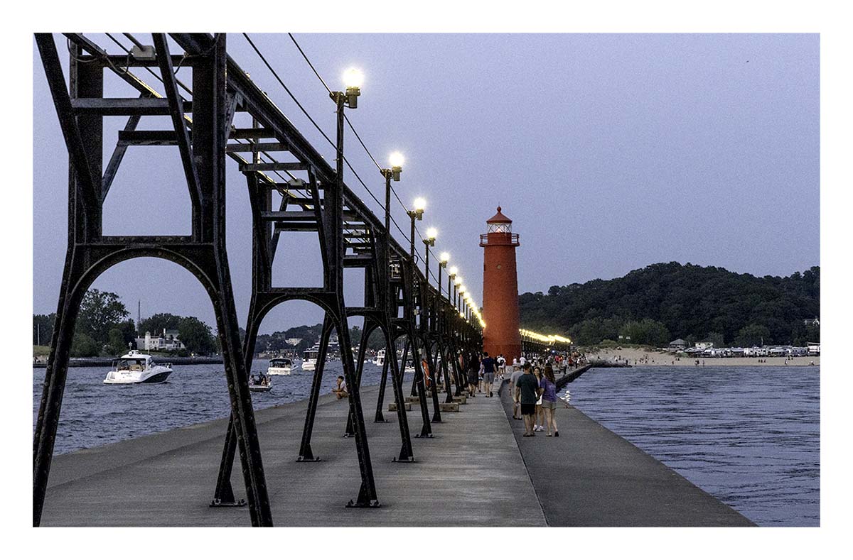Grand Haven South Pierhead Light