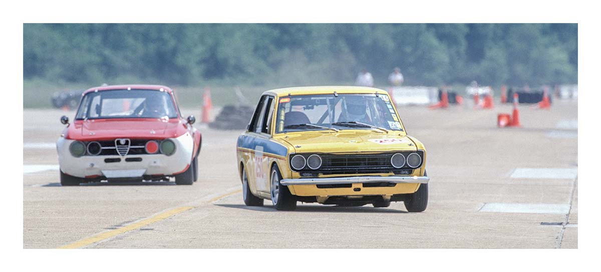 SVRA Race at the Base 2000